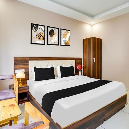 Super Townhouse Tapovan Extérieur photo
